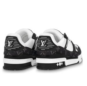 Louis Vuitton 4